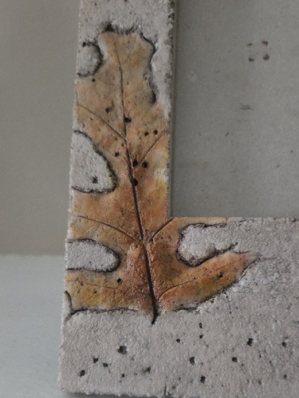 Autumn Leaf Ceramic Photo Frame in - Picture 3 of 8